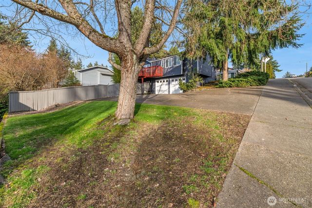 32867 42nd Place SW, Federal Way, WA 98023