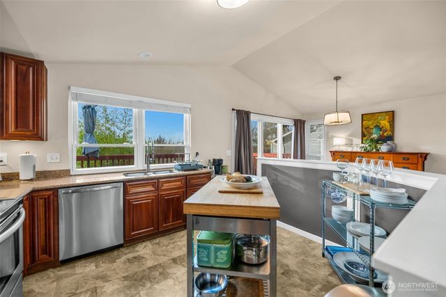 32867 42nd Place SW, Federal Way, WA 98023