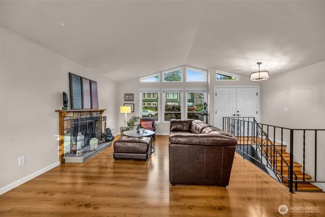 32867 42nd Place SW, Federal Way, WA 98023
