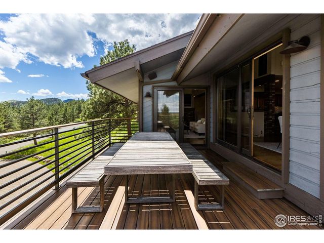 3021 N Lakeridge Trl, Boulder, CO 80302