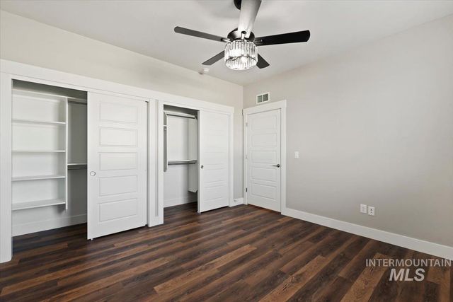 16834 Long Meadow Dr, Caldwell, ID 83607