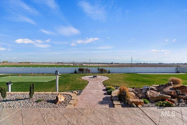16834 Long Meadow Dr, Caldwell, ID 83607