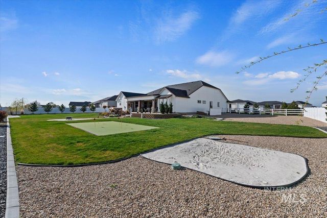16834 Long Meadow Dr, Caldwell, ID 83607