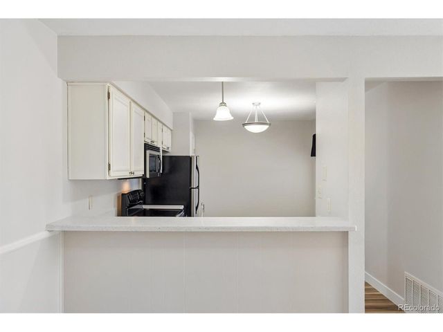 7225 S Gaylord St B10, Littleton, CO 80122
