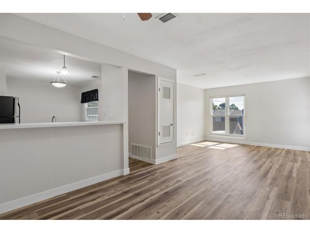 7225 S Gaylord St B10, Littleton, CO 80122