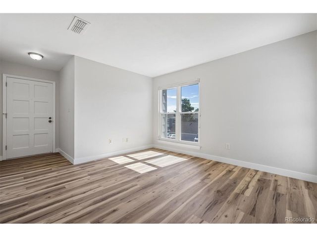 7225 S Gaylord St B10, Littleton, CO 80122