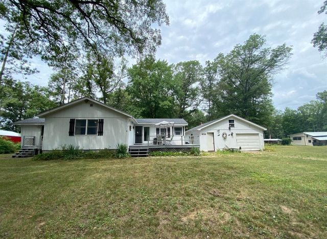 2291 W 22nd Street, Fremont, MI 49412