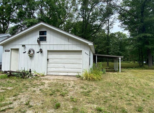 2291 W 22nd Street, Fremont, MI 49412