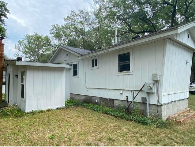 2291 W 22nd Street, Fremont, MI 49412