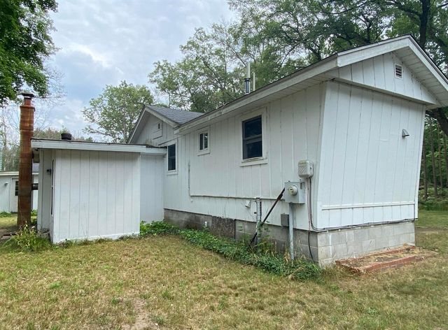 2291 W 22nd Street, Fremont, MI 49412