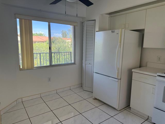1001 SW 141st Avenue 408K, Pembroke Pines, FL 33027