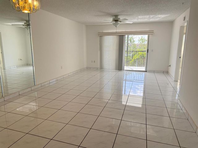 1001 SW 141st Avenue 408K, Pembroke Pines, FL 33027