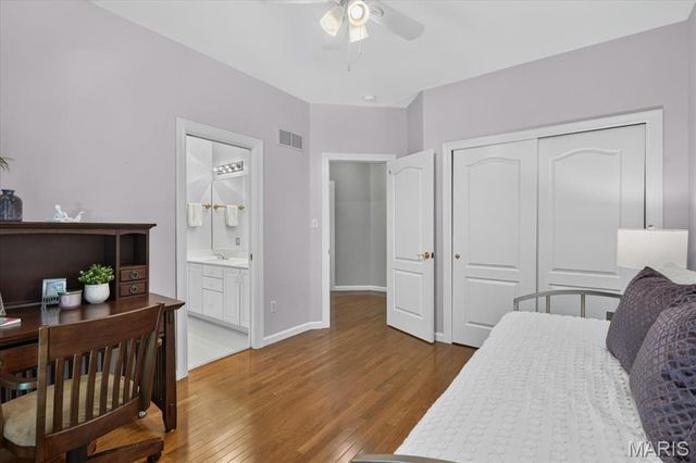 12402 Stratford Ridge Court, Creve Coeur, MO 63141