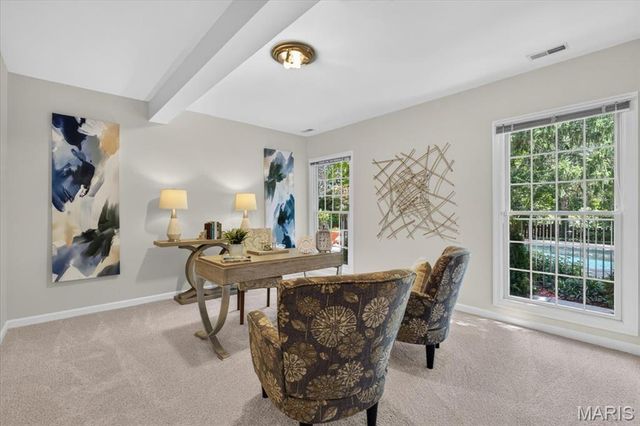 12402 Stratford Ridge Court, Creve Coeur, MO 63141
