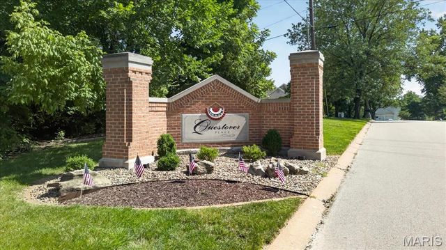 12402 Stratford Ridge Court, Creve Coeur, MO 63141
