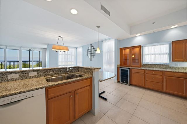 3329 SUNSET KEY CIRCLE 308, Punta Gorda, FL 33955