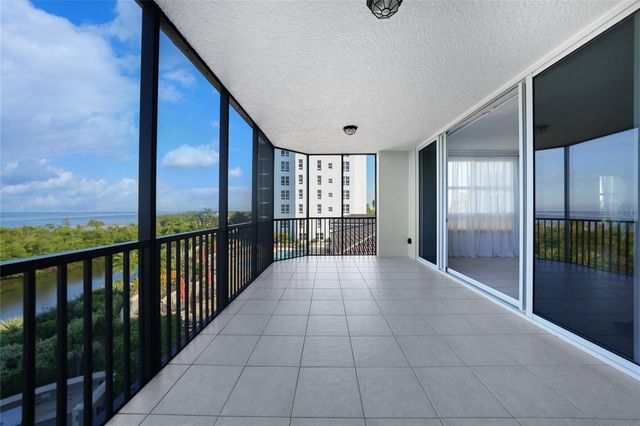 3329 SUNSET KEY CIRCLE 308, Punta Gorda, FL 33955