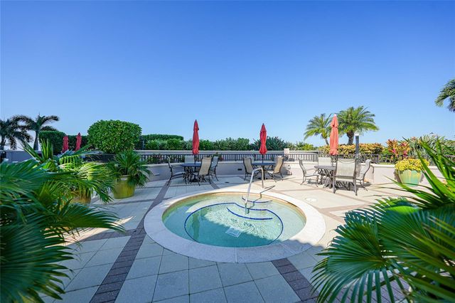 3329 SUNSET KEY CIRCLE 308, Punta Gorda, FL 33955