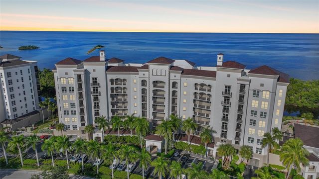 3329 SUNSET KEY CIRCLE 308, Punta Gorda, FL 33955