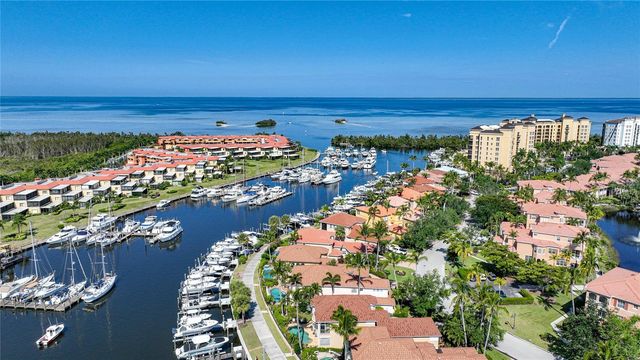 3329 SUNSET KEY CIRCLE 308, Punta Gorda, FL 33955