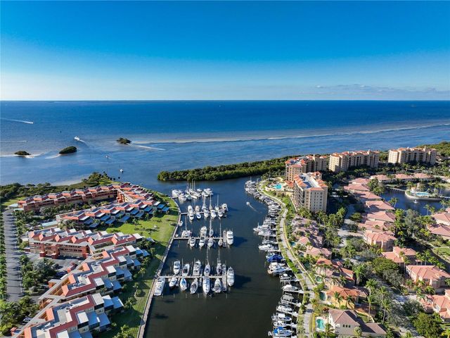 3329 SUNSET KEY CIRCLE 308, Punta Gorda, FL 33955