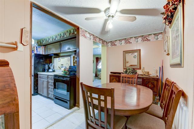 1202 Hunter Drive, Texas City, TX 77590