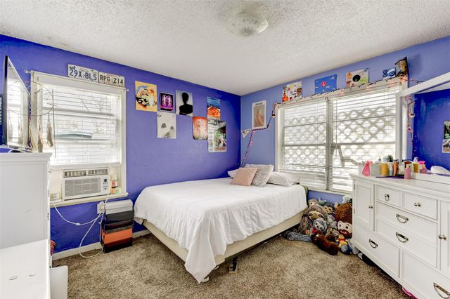 1202 Hunter Drive, Texas City, TX 77590