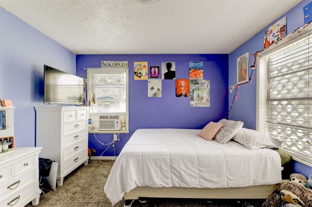 1202 Hunter Drive, Texas City, TX 77590