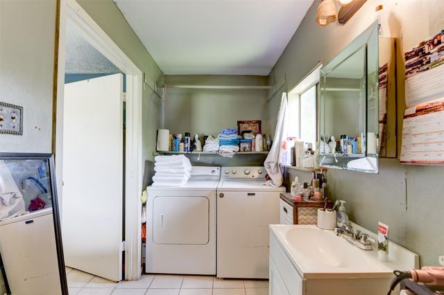 1202 Hunter Drive, Texas City, TX 77590