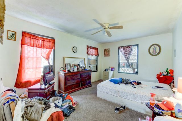 1202 Hunter Drive, Texas City, TX 77590