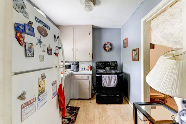 1202 Hunter Drive, Texas City, TX 77590