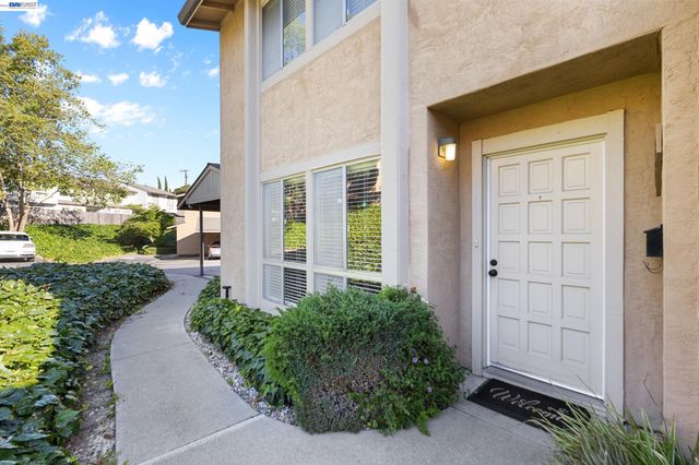1223 Marionola Way, Pinole, CA 94564