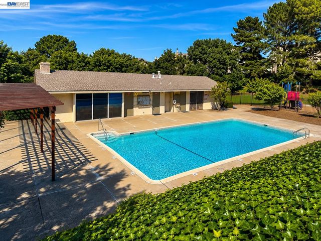 1223 Marionola Way, Pinole, CA 94564