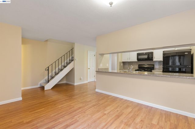 1223 Marionola Way, Pinole, CA 94564