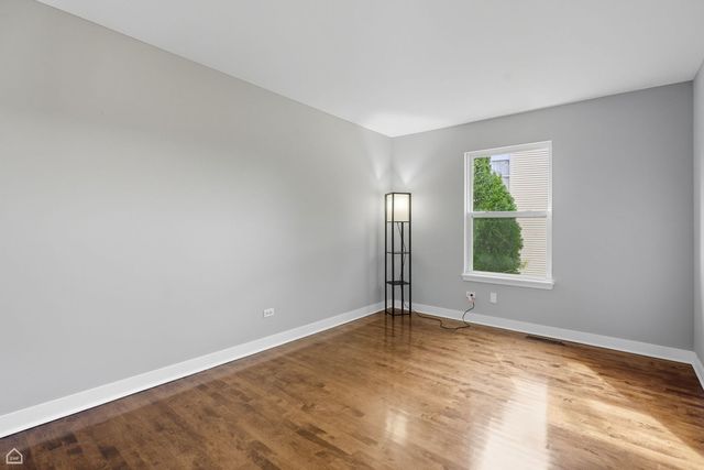 2008 Crooked Tree Court, Mchenry, IL 60050