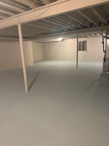 2008 Crooked Tree Court, Mchenry, IL 60050