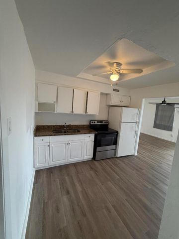 245 SW 14th Avenue, Delray Beach, FL 33444