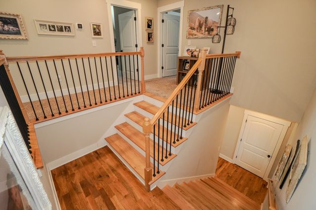 529 Clearview Rd, Cottontown, TN 37048