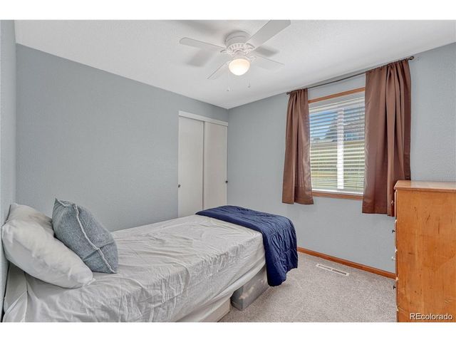 1786 Wintergreen Pl, Loveland, CO 80537