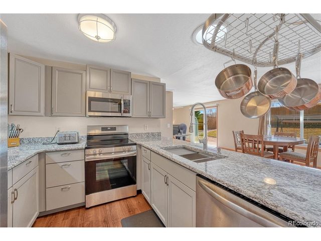 1786 Wintergreen Pl, Loveland, CO 80537