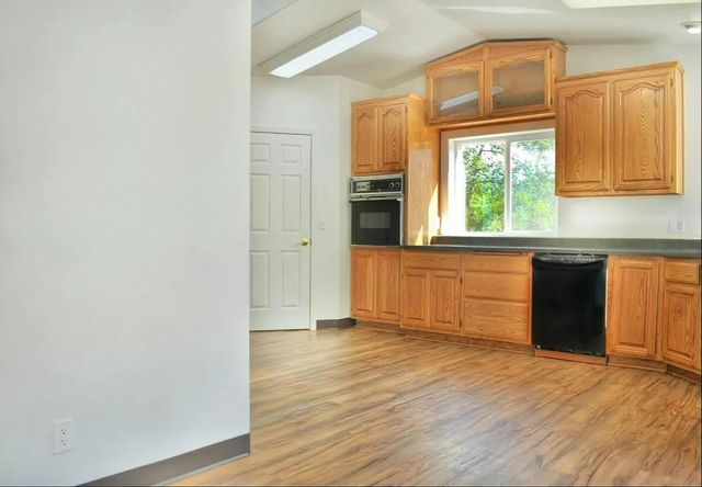 195 Turnagain Drive, Selma, OR 97538