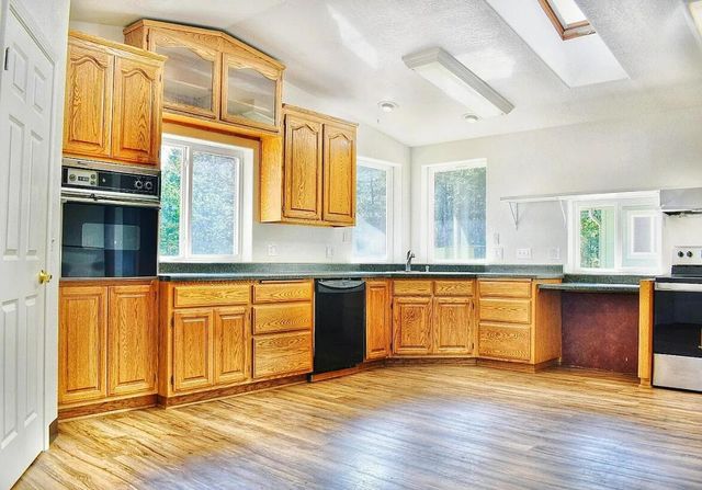 195 Turnagain Drive, Selma, OR 97538