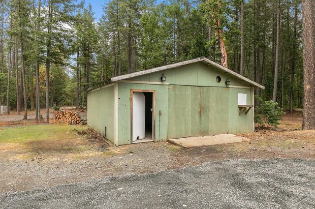 195 Turnagain Drive, Selma, OR 97538