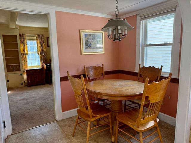 16 Pauline St, New Bedford, MA 02740