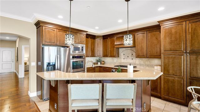 475 S Laureltree, Anaheim Hills, CA 92808