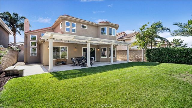 475 S Laureltree, Anaheim Hills, CA 92808