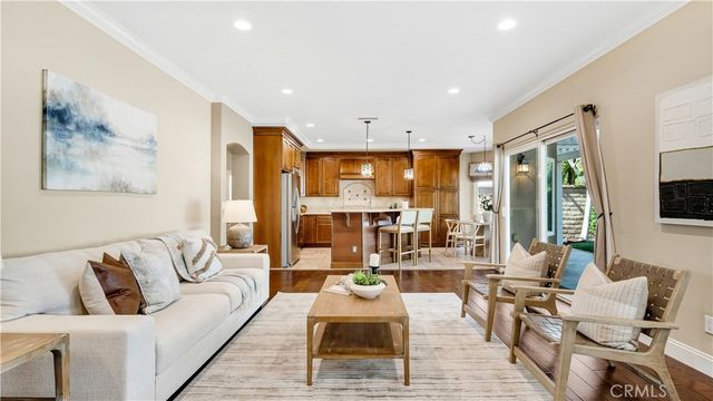 475 S Laureltree, Anaheim Hills, CA 92808