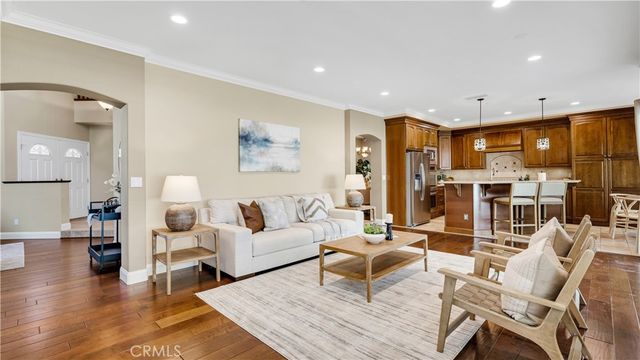 475 S Laureltree, Anaheim Hills, CA 92808