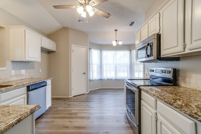 5024 Prairie Creek Trail, Fort Worth, TX 76179