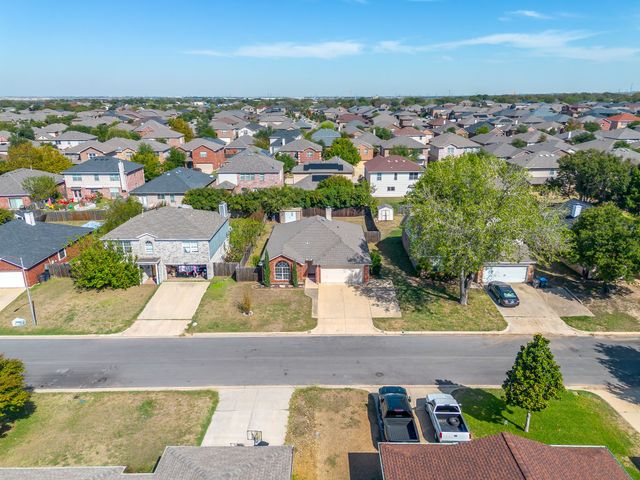 5024 Prairie Creek Trail, Fort Worth, TX 76179